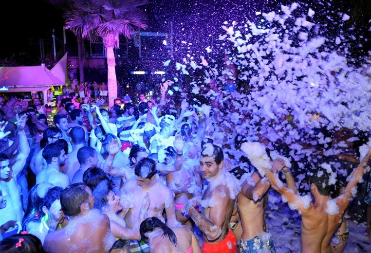 Lebanon Largest FOAM Party 3 (2)